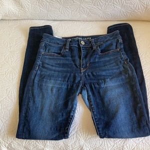Blue, American eagle petit jeans.